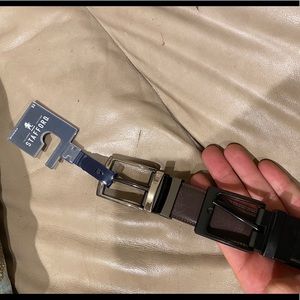 2 Stafford 32” Reversible Belts